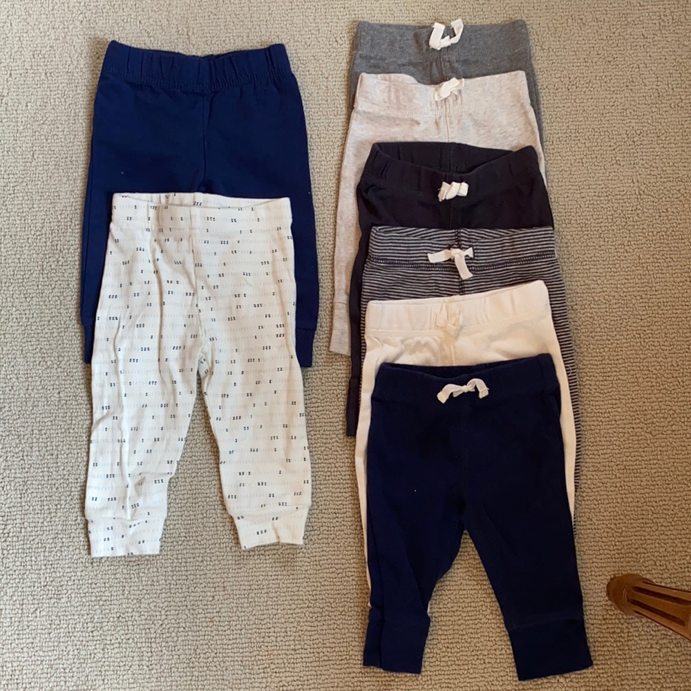 8 baby leggings.